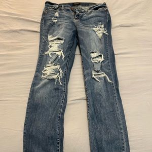 Judy Blue Distressed Boyfriend jeans